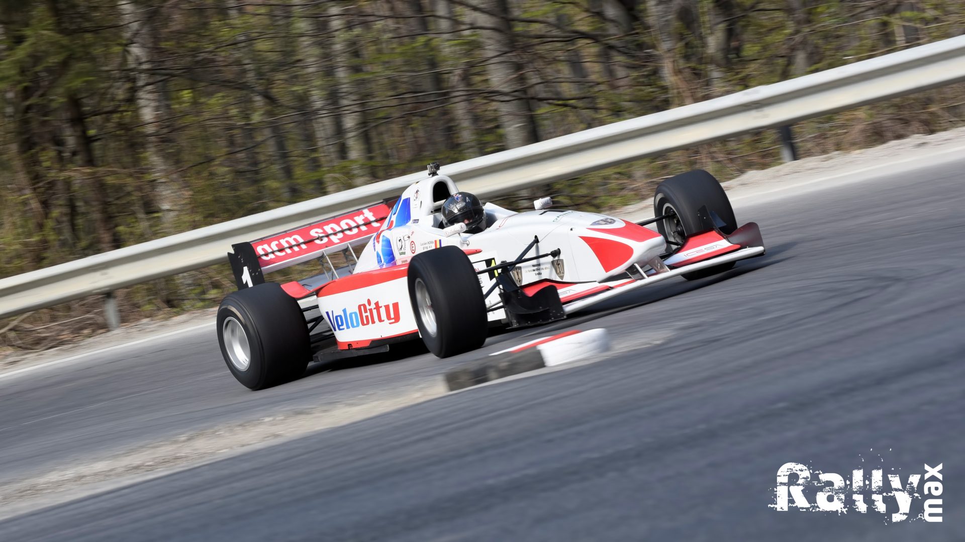 Wallpaper of the hillclimb – Trofeul Rasnov 2015