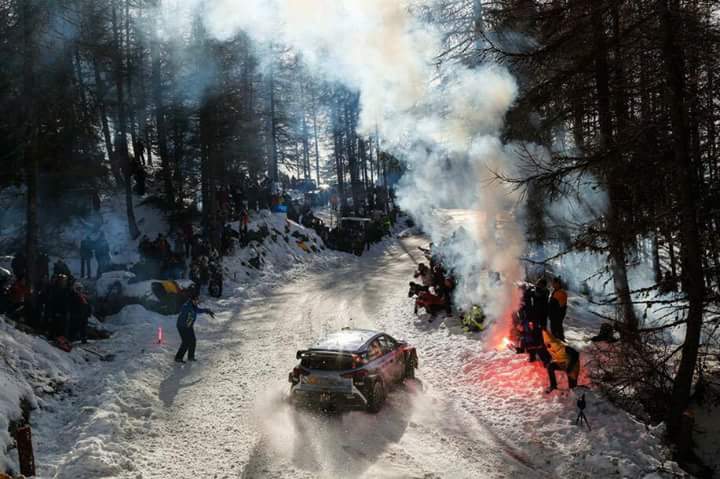 Monte Carlo Rally 2016: Ogier si Meeke se lupta pentru conducere