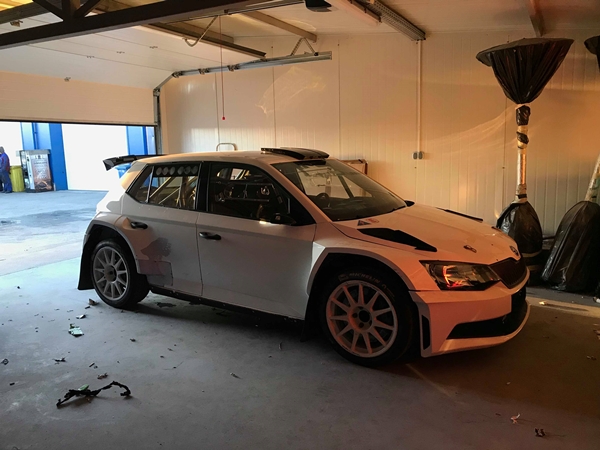 Vali Porcisteanu + Skoda Fabia R5 = Dragoste la prima vedere