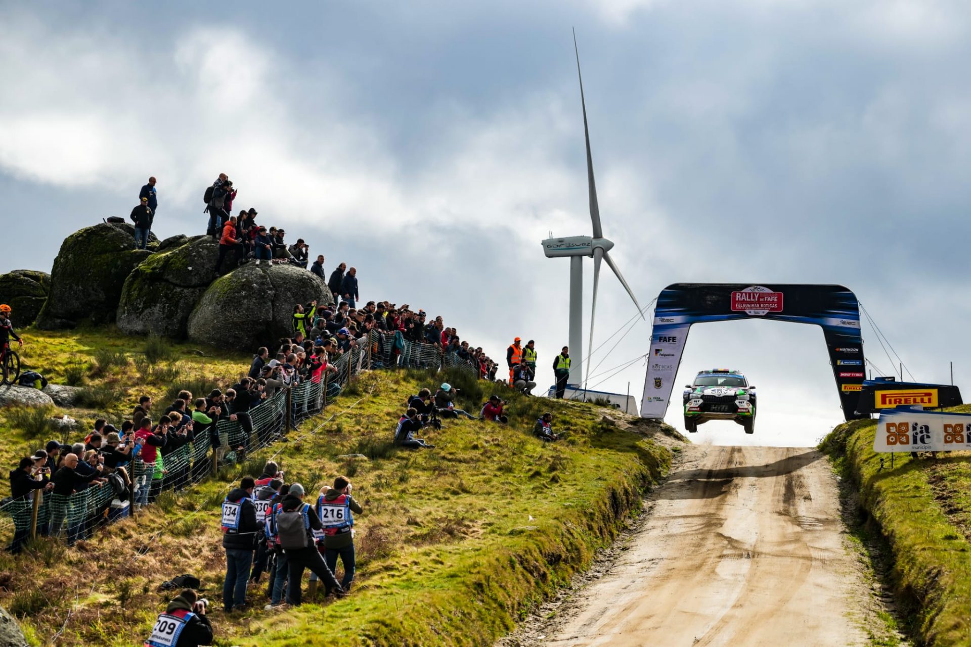 Raliul Fafe din Portugalia i-a adus lui Simone Tempestini primele puncte din acest an în Campionatul European de Raliuri