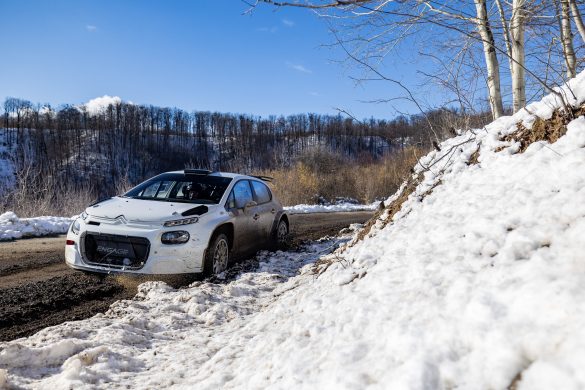 Spectacolul la Slalom Paralel