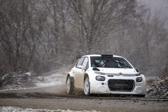 Spectacolul la Slalom Paralel